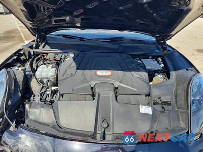 Zdjęcie 11 z 12 samochodu: 2019 PORSCHE CAYENNE TURBO VIN:WP1AF2AY8KDA80189 - miniatura