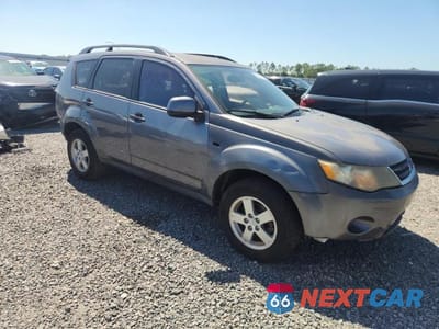 Czwarte zdjęcie samochodu z boku: 2007 MITSUBISHI OUTLANDER ES VIN:JA4MS31X27Z006519 - miniatura