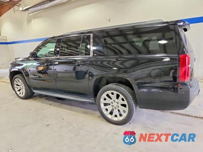 Drugie zdjęcie samochodu z przodu: 2017 CHEVROLET SUBURBAN K1500 LT VIN:1GNSKHKC3HR301661 - miniatura