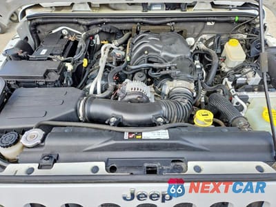 Zdjęcie 11 z 12 samochodu: 2014 JEEP WRANGLER UNLIMITED SPORT VIN:1C4BJWDG5EL145797 - miniatura