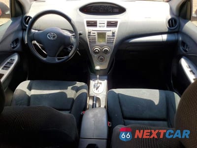 Zdjęcie 8 z 12 samochodu: 2009 TOYOTA YARIS BASE VIN:JTDBT903X94048660 - miniatura