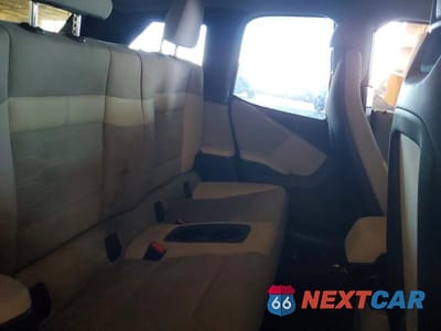 Zdjęcie 10 z 12 samochodu: 2015 BMW I3 BEV VIN:WBY1Z2C52FV286750 - miniatura