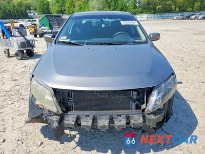 Piąte zdjęcie samochodu w środku: 2010 FORD FUSION SE VIN:3FAHP0HA3AR175202 - miniatura