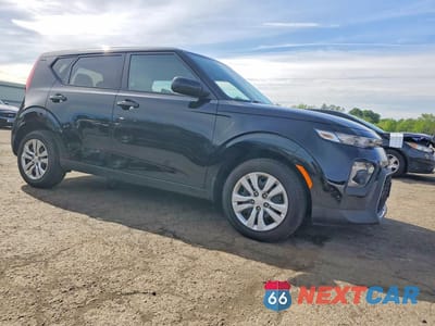Czwarte zdjęcie samochodu z boku: 2021 KIA SOUL LX VIN:KNDJ23AU3M7145211 - miniatura