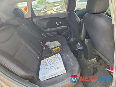 Zdjęcie 11 z 13 samochodu: 2015 KIA SOUL BASE VIN:KNDJN2A27F7166212 - miniatura
