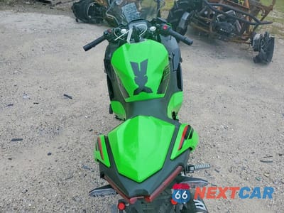 Zdjęcie 6 z 9 samochodu: 2024 KAWASAKI EX500 A VIN:ML5EXGJ1XRDA25010 - miniatura