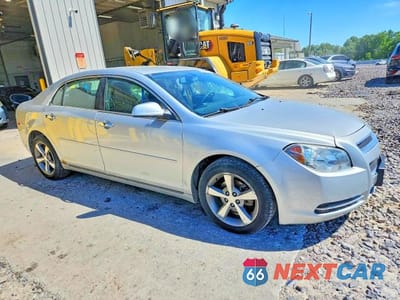 Czwarte zdjęcie samochodu z boku: 2012 CHEVROLET MALIBU 1LT VIN:1G1ZC5E02CF345061 - miniatura