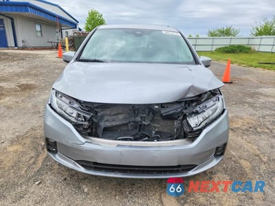 Piąte zdjęcie samochodu w środku: 2021 HONDA ODYSSEY EX VIN:5FNRL6H55MB020463 - miniatura