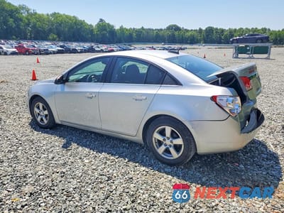 Drugie zdjęcie samochodu z przodu: 2015 CHEVROLET CRUZE LT VIN:1G1PC5SB5F7290424 - miniatura