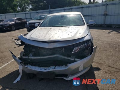 Piąte zdjęcie samochodu w środku: 2016 CHEVROLET IMPALA LT VIN:2G1115S33G9121569 - miniatura