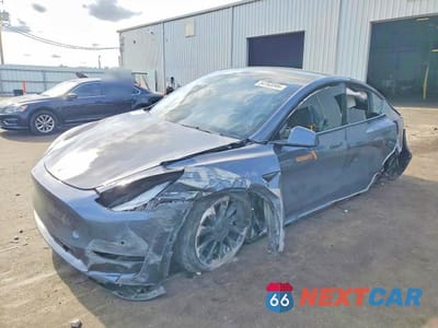 2021 TESLA MODEL Y 5YJYGDEEXMF108451 - główne zdjęcie licytacji z USA - miniatura