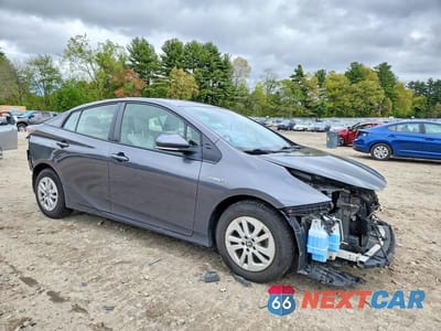Czwarte zdjęcie samochodu z boku: 2017 TOYOTA PRIUS TWO VIN:JTDKBRFU6H3028378 - miniatura