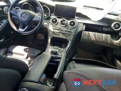 Zdjęcie 8 z 12 samochodu: 2018 MERCEDES-BENZ C 300 4MATIC VIN:55SWF4KB4JU256092 - miniatura
