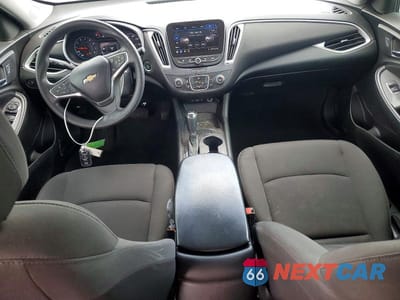 Zdjęcie 8 z 12 samochodu: 2019 CHEVROLET MALIBU LS VIN:1G1ZB5ST6KF198372 - miniatura