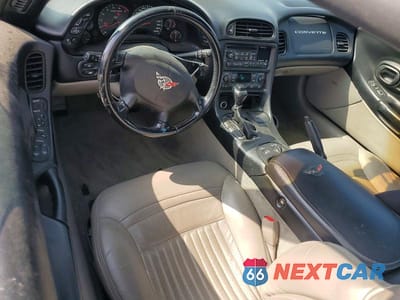 Zdjęcie 8 z 13 samochodu: 2004 CHEVROLET CORVETTE VIN:1G1YY22G745101071 - miniatura