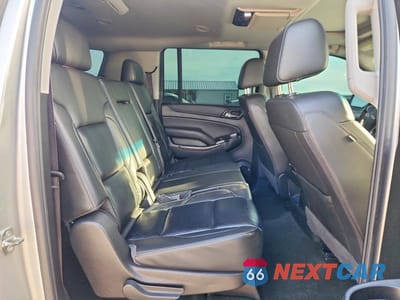 Zdjęcie 11 z 13 samochodu: 2018 CHEVROLET SUBURBAN K1500 LT VIN:1GNSKHKC3JR151993 - miniatura