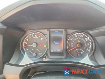 Zdjęcie 9 z 12 samochodu: 2020 TOYOTA TACOMA SR VIN:5TFSX5EN6LX071186 - miniatura