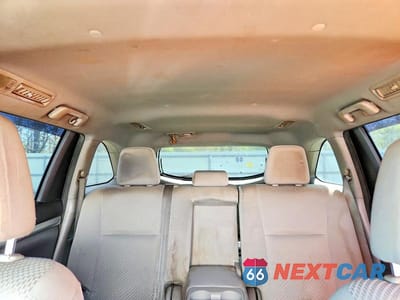 Zdjęcie 10 z 13 samochodu: 2014 TOYOTA HIGHLANDER LE VIN:5TDBKRFH9ES016318 - miniatura