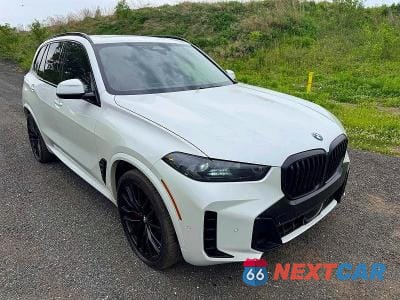 Czwarte zdjęcie samochodu z boku: 2024 BMW X5 XDRIVE40I VIN:5UX23EU05R9T11163 - miniatura