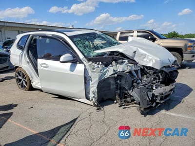 Czwarte zdjęcie samochodu z boku: 2019 BMW X5 VIN:5UXCR6C57KLL22499 - miniatura