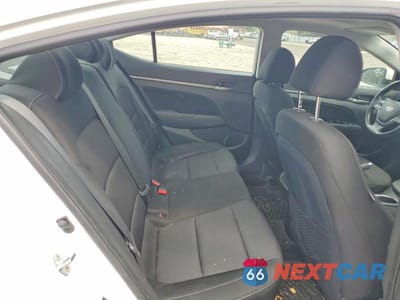 Zdjęcie 10 z 12 samochodu: 2018 HYUNDAI ELANTRA VALUE EDITION VIN:5NPD84LFXJH315636 - miniatura