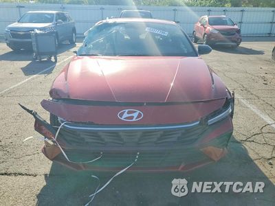 Piąte zdjęcie samochodu w środku: 2025 HYUNDAI ELANTRA SEL SPORT VIN:KMHLM4DG4SU004284 - miniatura