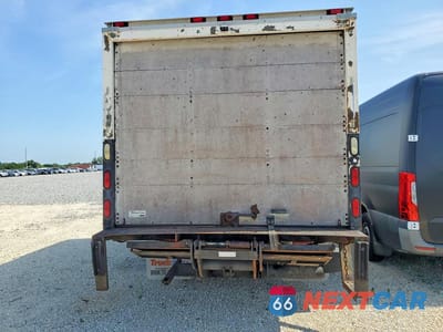 Zdjęcie 6 z 12 samochodu: 2011 ISUZU NPR BOX TRUCK VIN:JALB4W178B7401509 - miniatura