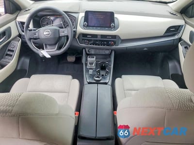 Zdjęcie 8 z 14 samochodu: 2025 NISSAN ROGUE SV VIN:JN8BT3BB2SW415843 - miniatura