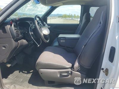 Zdjęcie 7 z 12 samochodu: 2001 DODGE RAM 2500 VIN:3B7KC23671G813201 - miniatura