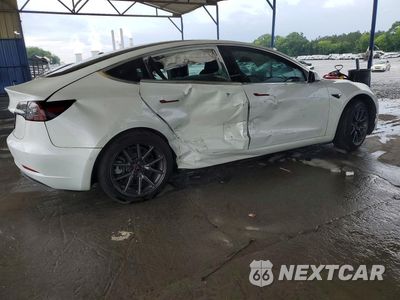 Trzecie zdjęcie samochodu z tyłu: 2020 TESLA MODEL 3 VIN:5YJ3E1EA6LF597621 - miniatura
