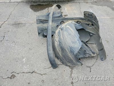 Zdjęcie 13 z 14 samochodu: 2011 CHEVROLET TAHOE K1500 LTZ VIN:1GNSKCE07BR389495 - miniatura