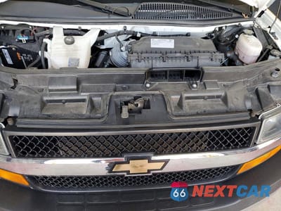 Zdjęcie 12 z 13 samochodu: 2022 CHEVROLET EXPRESS G2500 VIN:1GCWGAF79N1195887 - miniatura
