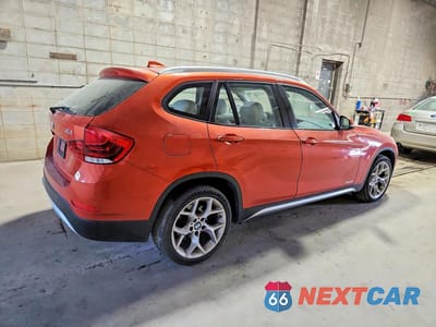 Trzecie zdjęcie samochodu z tyłu: 2013 BMW X1 XDRIVE28I VIN:WBAVL1C5XDVR87383 - miniatura