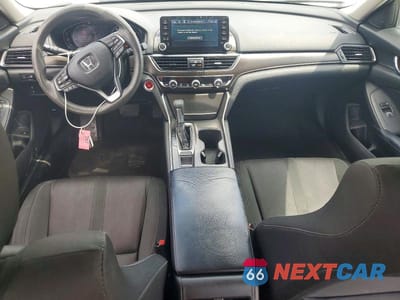 Zdjęcie 8 z 12 samochodu: 2018 HONDA ACCORD EX VIN:1HGCV1F41JA042284 - miniatura