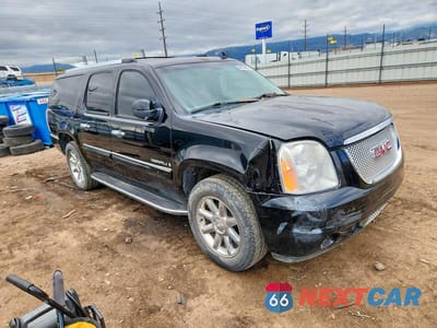 Czwarte zdjęcie samochodu z boku: 2008 GMC YUKON XL DENALI VIN:1GKFK66828J239323 - miniatura