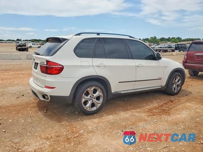 Trzecie zdjęcie samochodu z tyłu: 2012 BMW X5 XDRIVE35D VIN:5UXZW0C52C0B88281 - miniatura