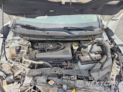 Zdjęcie 12 z 13 samochodu: 2017 NISSAN ROGUE S VIN:KNMAT2MT3HP534754 - miniatura