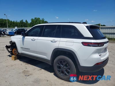 Drugie zdjęcie samochodu z przodu: 2024 JEEP GRAND CHEROKEE LAREDO VIN:1C4RJHAG8RC136516 - miniatura
