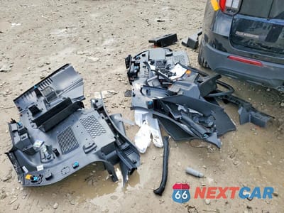 Zdjęcie 13 z 14 samochodu: 2025 FORD EXPLORER POLICE INTERCEPTOR VIN:1FM5K8AWXSGA56048 - miniatura