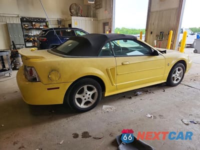 Trzecie zdjęcie samochodu z tyłu: 2001 FORD MUSTANG VIN:1FAFP44431F142020 - miniatura