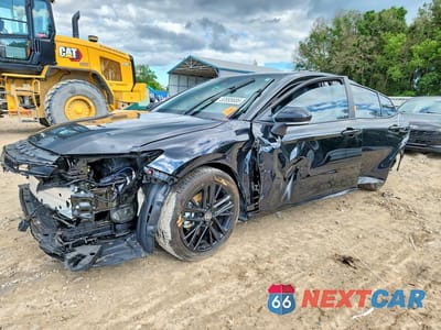2025 TOYOTA CAMRY SE 4T1DAACK2SU551569 - główne zdjęcie licytacji z USA - miniatura