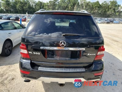 Zdjęcie 6 z 13 samochodu: 2009 MERCEDES-BENZ ML 550 VIN:4JGBB72E29A454239 - miniatura