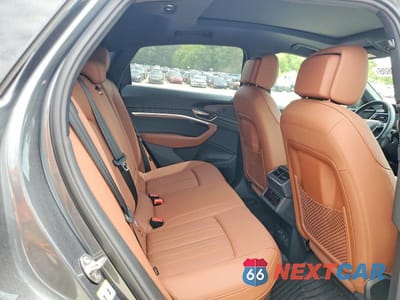 Zdjęcie 10 z 12 samochodu: 2024 AUDI Q8 E-TRON SPORTBACK PREMIUM PLUS VIN:WA1CABGE3RB036106 - miniatura