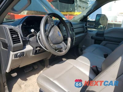 Zdjęcie 8 z 12 samochodu: 2021 FORD F450 SUPER DUTY VIN:1FDUF4HN2MDA15312 - miniatura