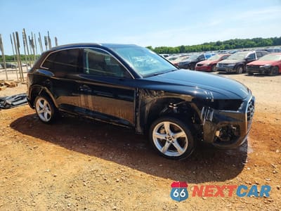 Czwarte zdjęcie samochodu z boku: 2024 AUDI Q5 PREMIUM 40 VIN:WA1ABAFY8R2111070 - miniatura