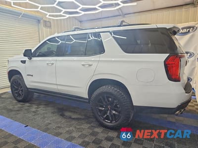 Drugie zdjęcie samochodu z przodu: 2023 GMC YUKON AT4 VIN:1GKS2CKL7PR438424 - miniatura