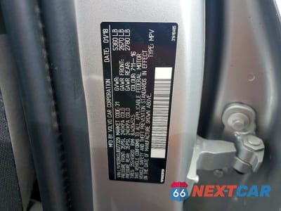 Zdjęcie 13 z 13 samochodu: 2018 VOLVO XC60 T5 VIN:LYV102RK0JB077329 - miniatura