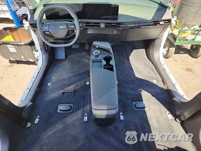 Zdjęcie 8 z 12 samochodu: 2025 KIA EV6 WIND VIN:5XYC34JA8SG011022 - miniatura