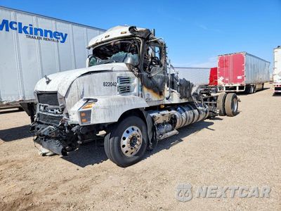 Drugie zdjęcie samochodu z przodu: 2022 MACK ANTHEM SEMI TRUCK VIN:1M1AN4GY1NM027118 - miniatura