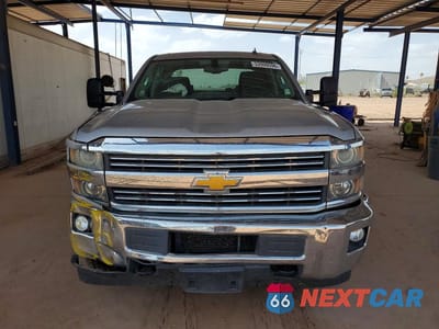 Piąte zdjęcie samochodu w środku: 2015 CHEVROLET SILVERADO C2500 HEAVY DUTY LT VIN:1GC1CVE87FF195379 - miniatura